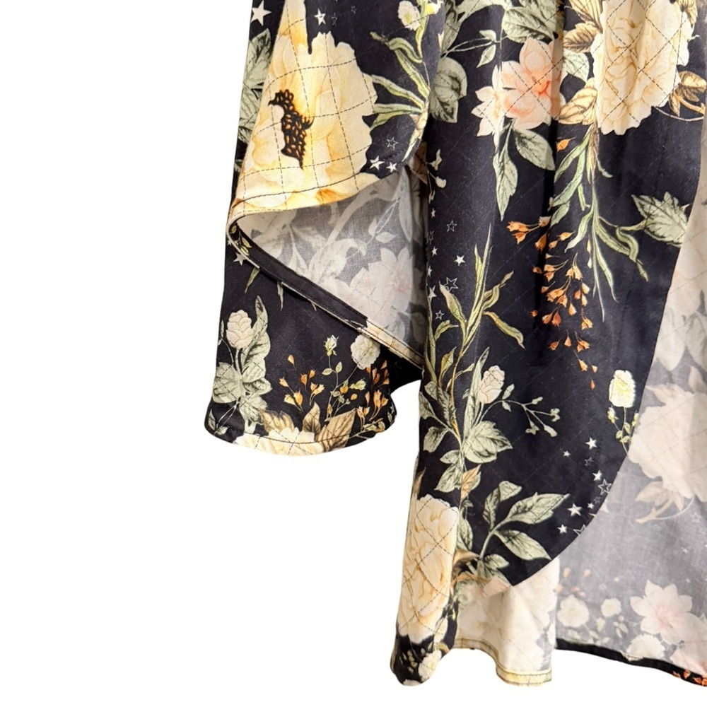 FARM Rio Bell Sleeve Floral Kimono One Size - Picture 7 of 10
